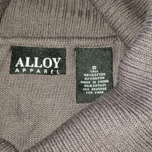 Hip length sweater - Picture 2 of 2